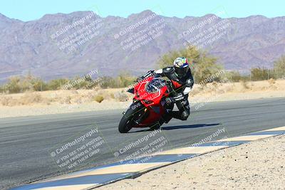 media/Jan-08-2022-SoCal Trackdays (Sat) [[1ec2777125]]/Turn 6 Inside (1pm)/